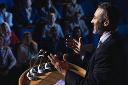 Speaking in front of an audience - tips for a successful presentation